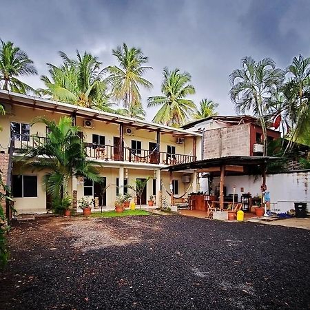 Dylan'S Surf Inn Ла-Либертад Экстерьер фото